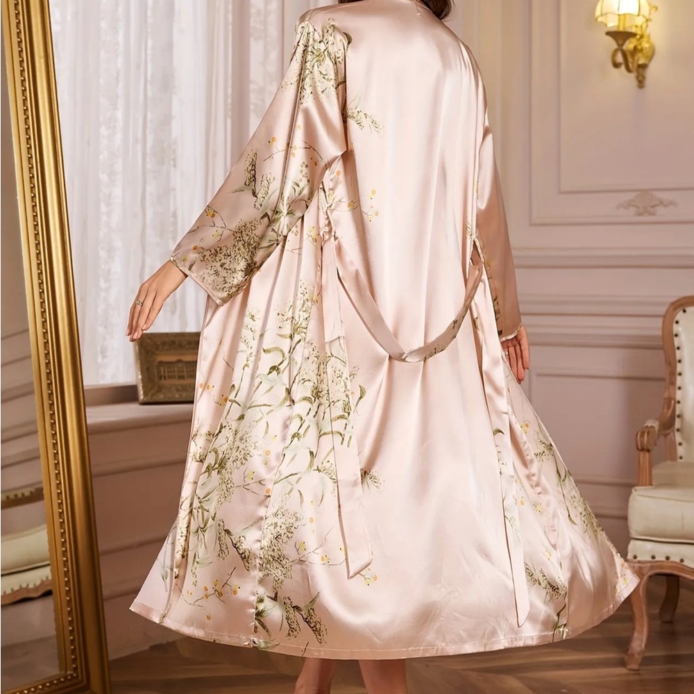 Cream Floral Embroidered Satin Robe